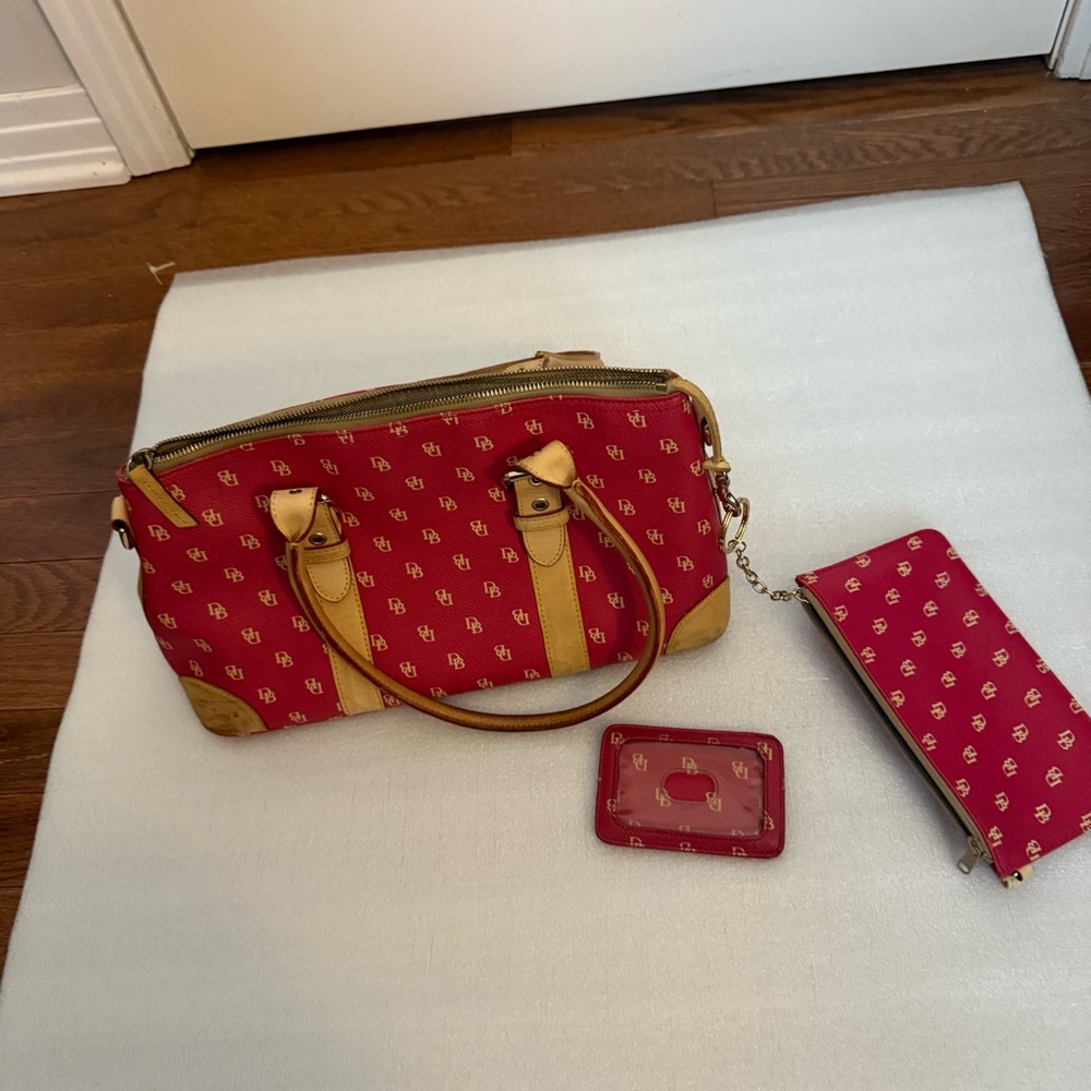 Dooney & Bourke leather handbag with change purse